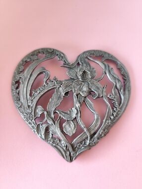 4/$50⭐️1989 RAWCLIFFE PEWTER LILLIE HEART SHAPE POTPOURRI LID PC 2912